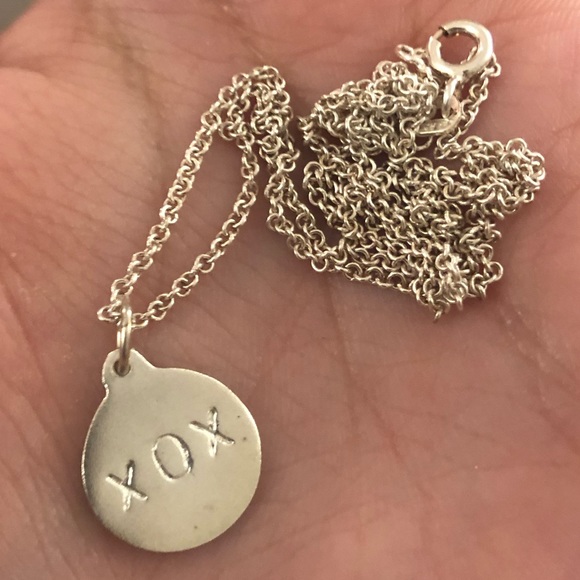 Helen Ficalora XOX disk charm and fine chain - Picture 2 of 2